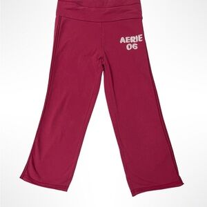 Aerie Capri yoga style, jogging pants size medium in maroon